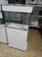 Хит, Аквариум 80л. прямой с пластиковой крышкой + диодный светильник
